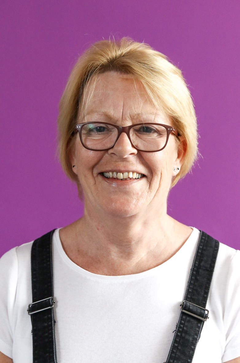 Portrait picture of Denise Murdoch.